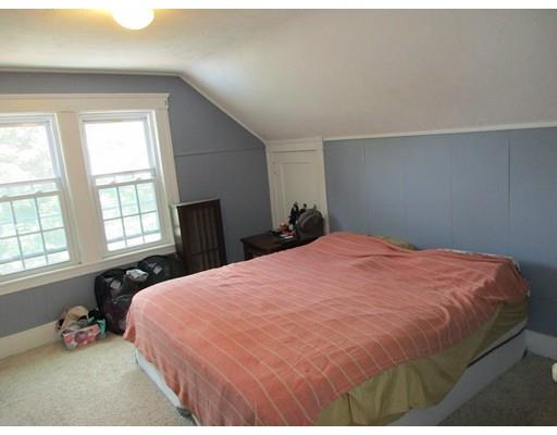 8 Lanark St, Worcester, MA 01603 photo 9