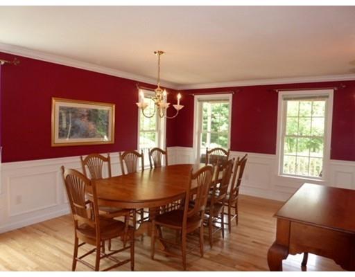 4 Jamie Rd, Dunstable, MA 01827 photo 8