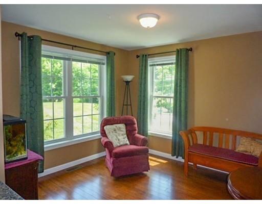 4 Jamie Rd, Dunstable, MA 01827 photo 9