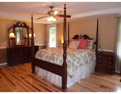 4 Jamie Rd, Dunstable, MA 01827 photo 11