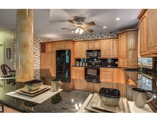 12 Ogunquit Rd, Wilmington, MA 01887 photo 9
