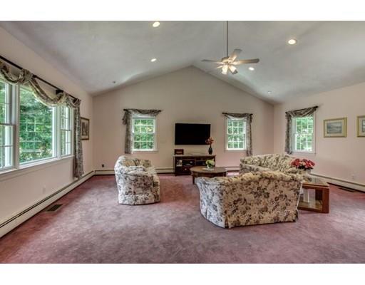 12 Ogunquit Rd, Wilmington, MA 01887 photo 12