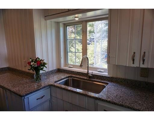 58 Massasoit Ave, Fairhaven, MA 02719 photo 12