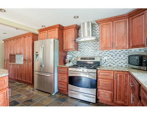 17 Fairview Rd, Lynnfield, MA 01940 photo 3