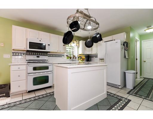 7 Sallinger Way, Bourne, MA 02532 photo 4