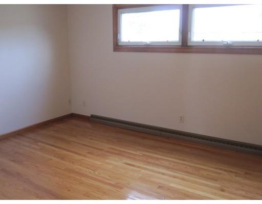 81 Stedman St, Chicopee, MA 01013 photo 10