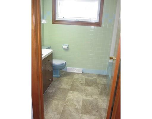 81 Stedman St, Chicopee, MA 01013 photo 6