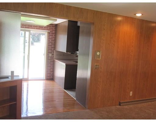81 Stedman St, Chicopee, MA 01013 photo 5
