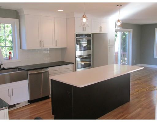 7 Spring Ln, Stoneham, MA 02180 photo 8