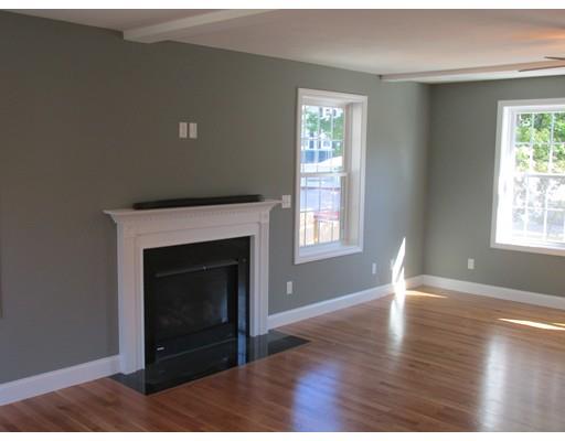 7 Spring Ln, Stoneham, MA 02180 photo 3