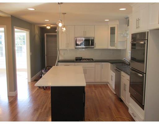 7 Spring Ln, Stoneham, MA 02180 photo 9