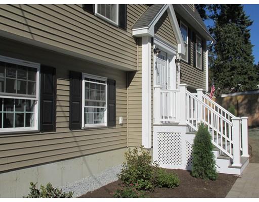 7 Spring Ln, Stoneham, MA 02180 photo 2