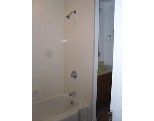17 Chesterfield Rd, Worcester, MA 01602 photo 12