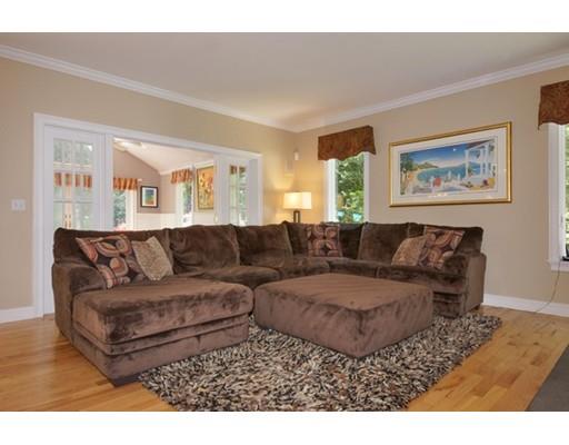 14 Dean St, Millis, MA 02054 photo 8