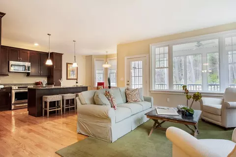 26 Kennedy Rd # B, Gloucester, MA 01930 photo 7