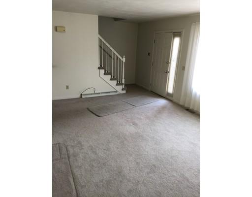 400 Commonwealth Ave #6, Warwick, RI 02886 photo 5