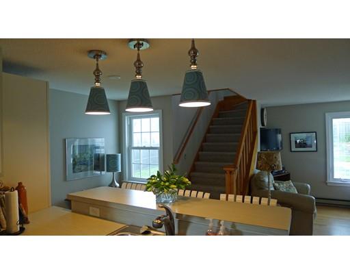 40 Wayside St, Springfield, MA 01118 photo 15