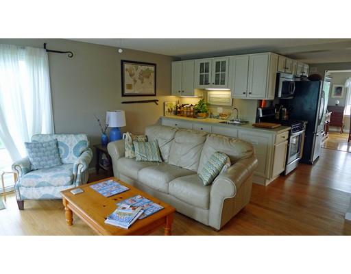 40 Wayside St, Springfield, MA 01118 photo 17