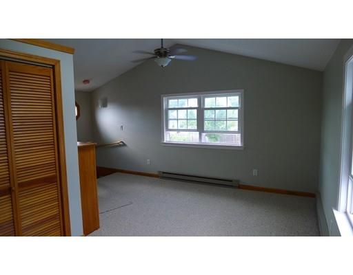 40 Wayside St, Springfield, MA 01118 photo 25