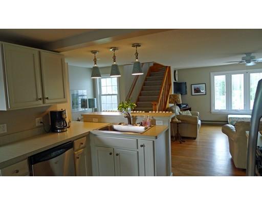 40 Wayside St, Springfield, MA 01118 photo 18