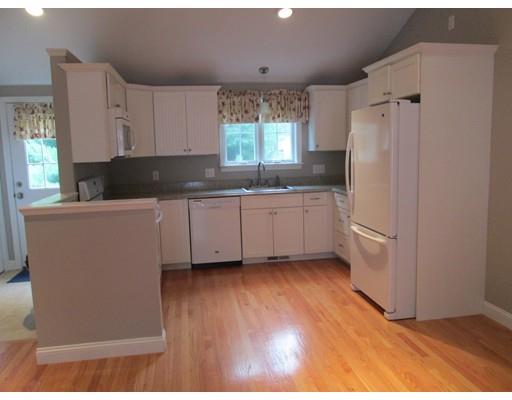 124 Carpenter Rd, Walpole, MA 02081 photo 6