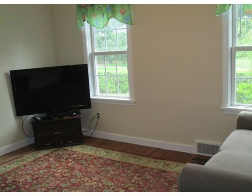 124 Carpenter Rd, Walpole, MA 02081 photo 4