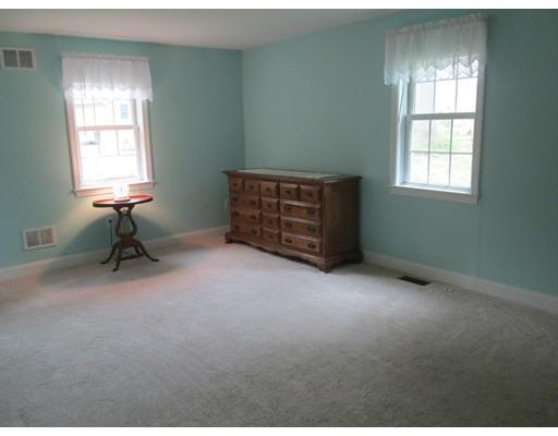 124 Carpenter Rd, Walpole, MA 02081 photo 8