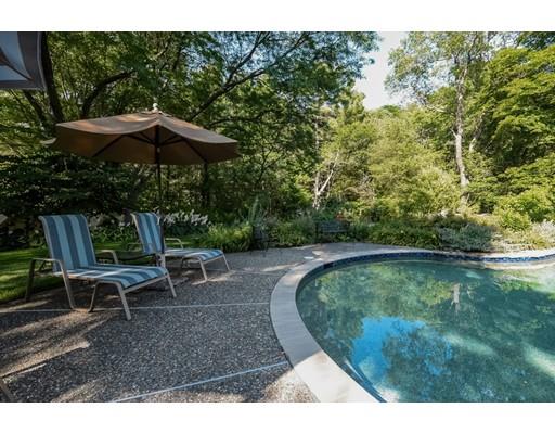 4 Brooks Cir, Beverly, MA 01915 photo 25