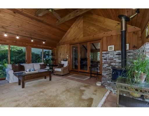 4 Brooks Cir, Beverly, MA 01915 photo 13