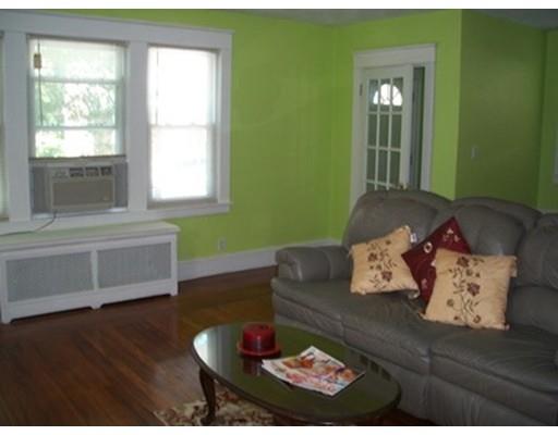 89 Shamrock St, Springfield, MA 01108 photo 14