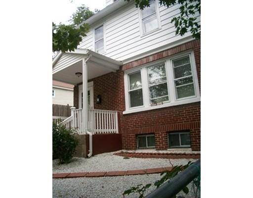 89 Shamrock St, Springfield, MA 01108 photo 1