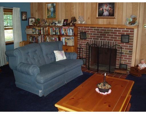 89 Union Point Rd, Webster, MA 01570 photo 8