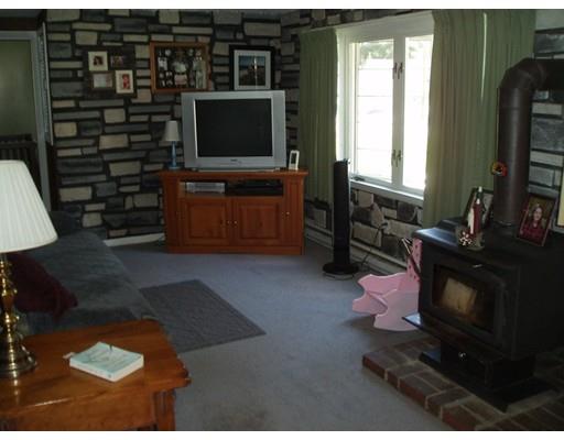 89 Union Point Rd, Webster, MA 01570 photo 15