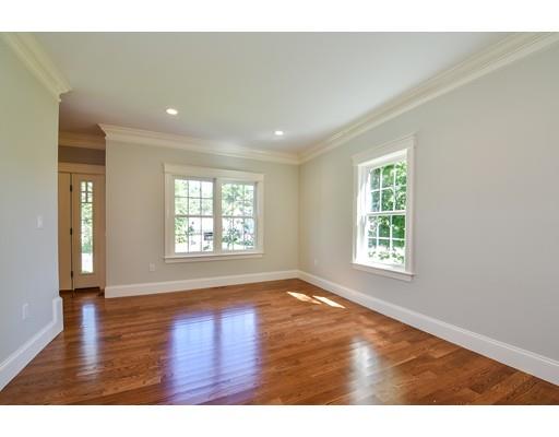 56 Everett, Natick, MA 01760 photo 4