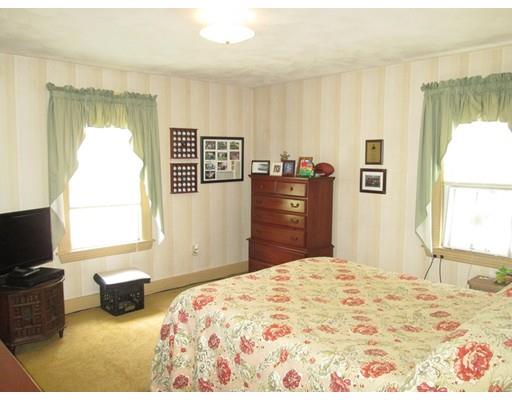 62 Coolidge Rd, Worcester, MA 01602 photo 17