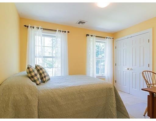 10 Ridgeway Ave, Needham, MA 02492 photo 18