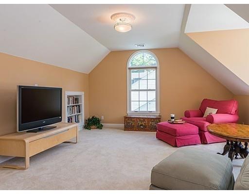 10 Ridgeway Ave, Needham, MA 02492 photo 16