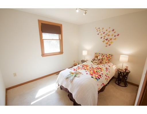 29 Davis Ln, Reading, MA 01867 photo 14