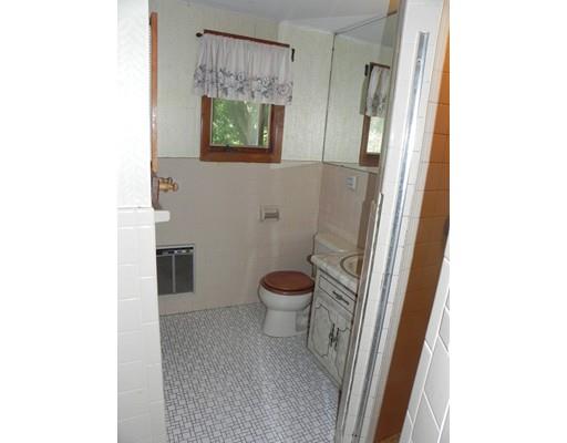 10 Apple Tree Rd, Danvers, MA 01923 photo 20