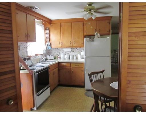 9 Hyde St, Worcester, MA 01606 photo 6