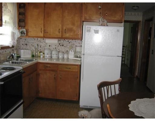 9 Hyde St, Worcester, MA 01606 photo 7