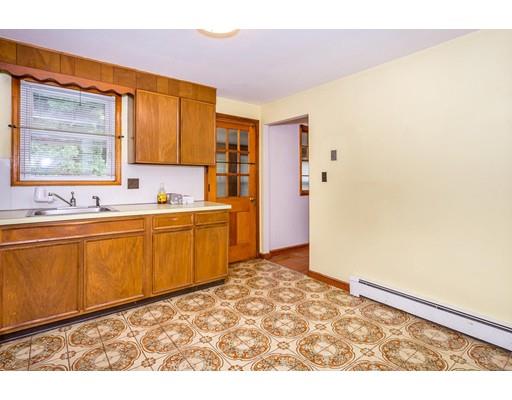 15 Paul St, Canton, MA 02021 photo 3