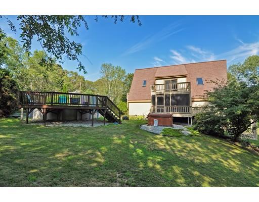 4 Mowry St, Mendon, MA 01756 photo 5
