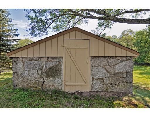 4 Mowry St, Mendon, MA 01756 photo 9