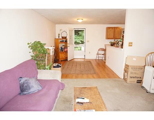 3 Gates Rd, Worcester, MA 01603 photo 4