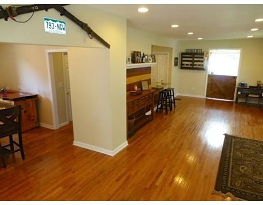 12 Royal Rd, Worcester, MA 01603 photo 11