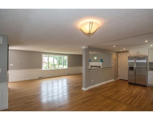 439 Nottingham Dr, Barnstable, MA 02632 photo 6