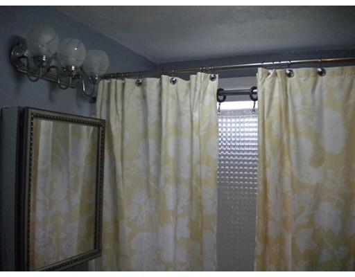 138 Packard Ave, Springfield, MA 01118 photo 16