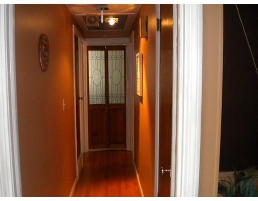 138 Packard Ave, Springfield, MA 01118 photo 14