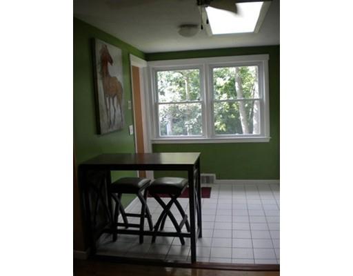 138 Packard Ave, Springfield, MA 01118 photo 12